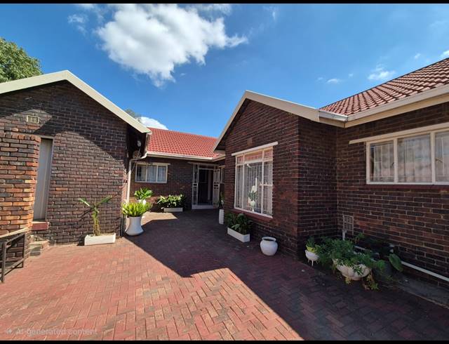 4 BEDROOM HOUSE FOR SALE IN VANDERBIJLPARK SE 3